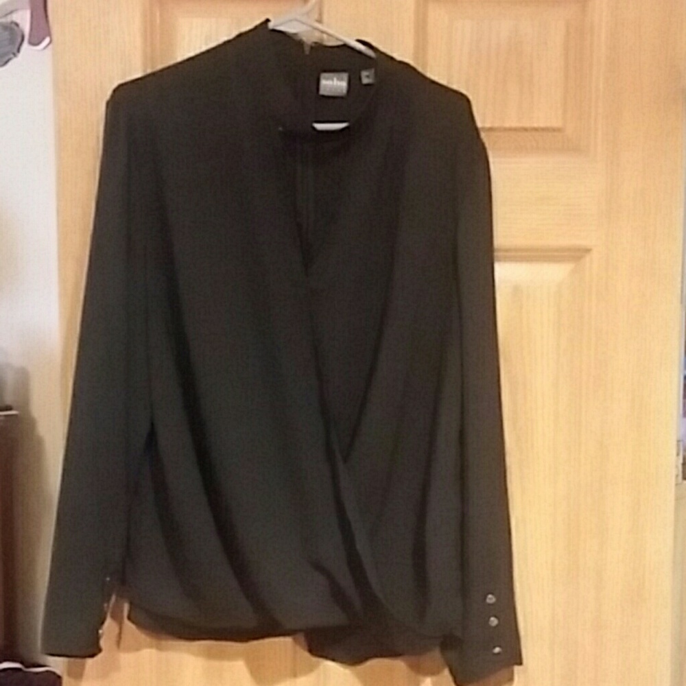 NY & Co Faux Choker Wrap Top